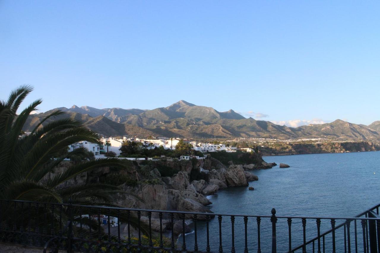 Apartment Verano Azul Nerja Exterior photo