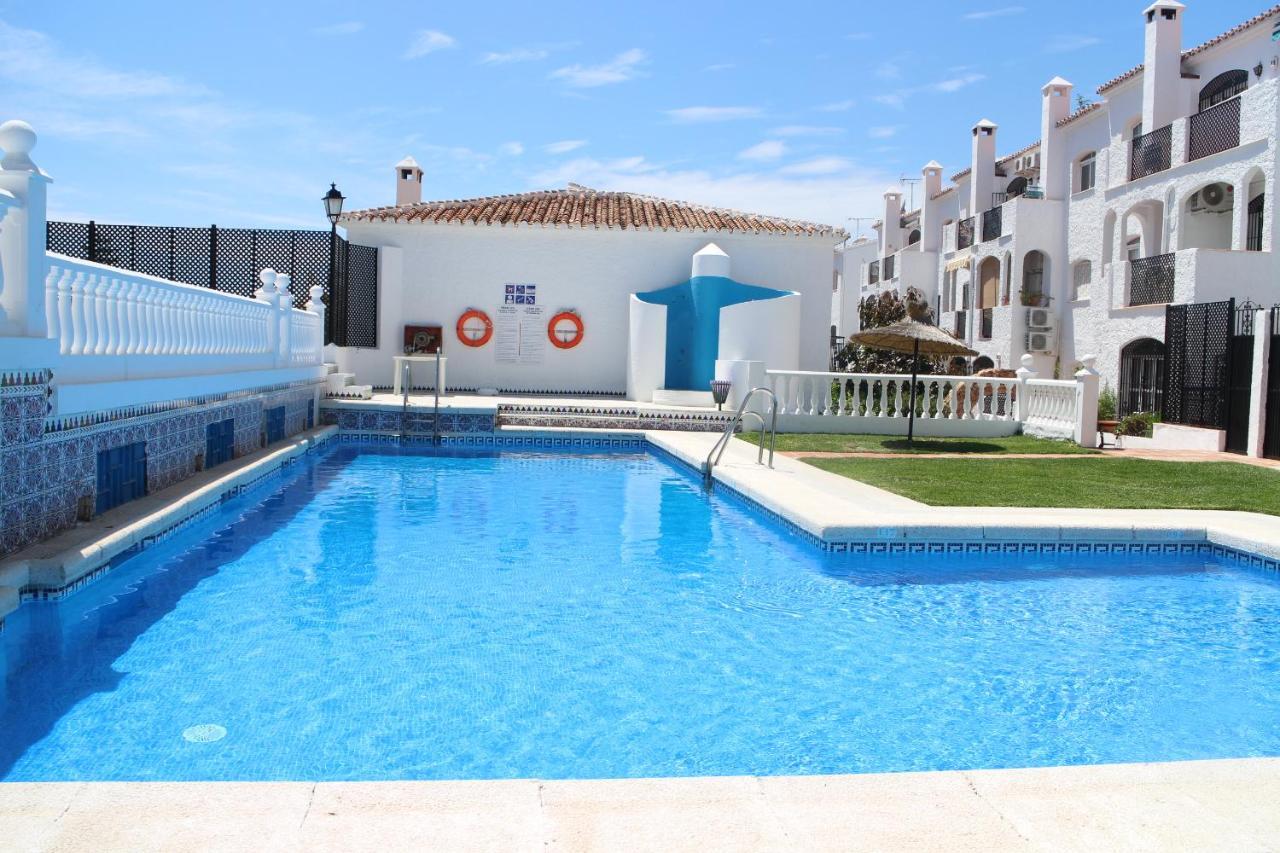 Apartment Verano Azul Nerja Exterior photo