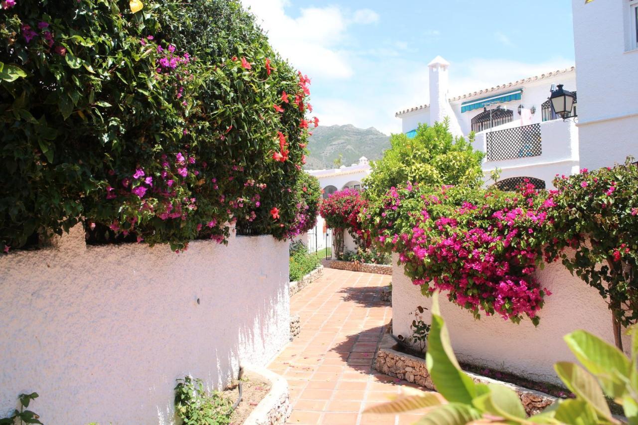Apartment Verano Azul Nerja Exterior photo